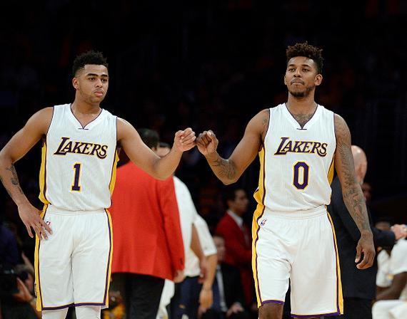 承担 承担